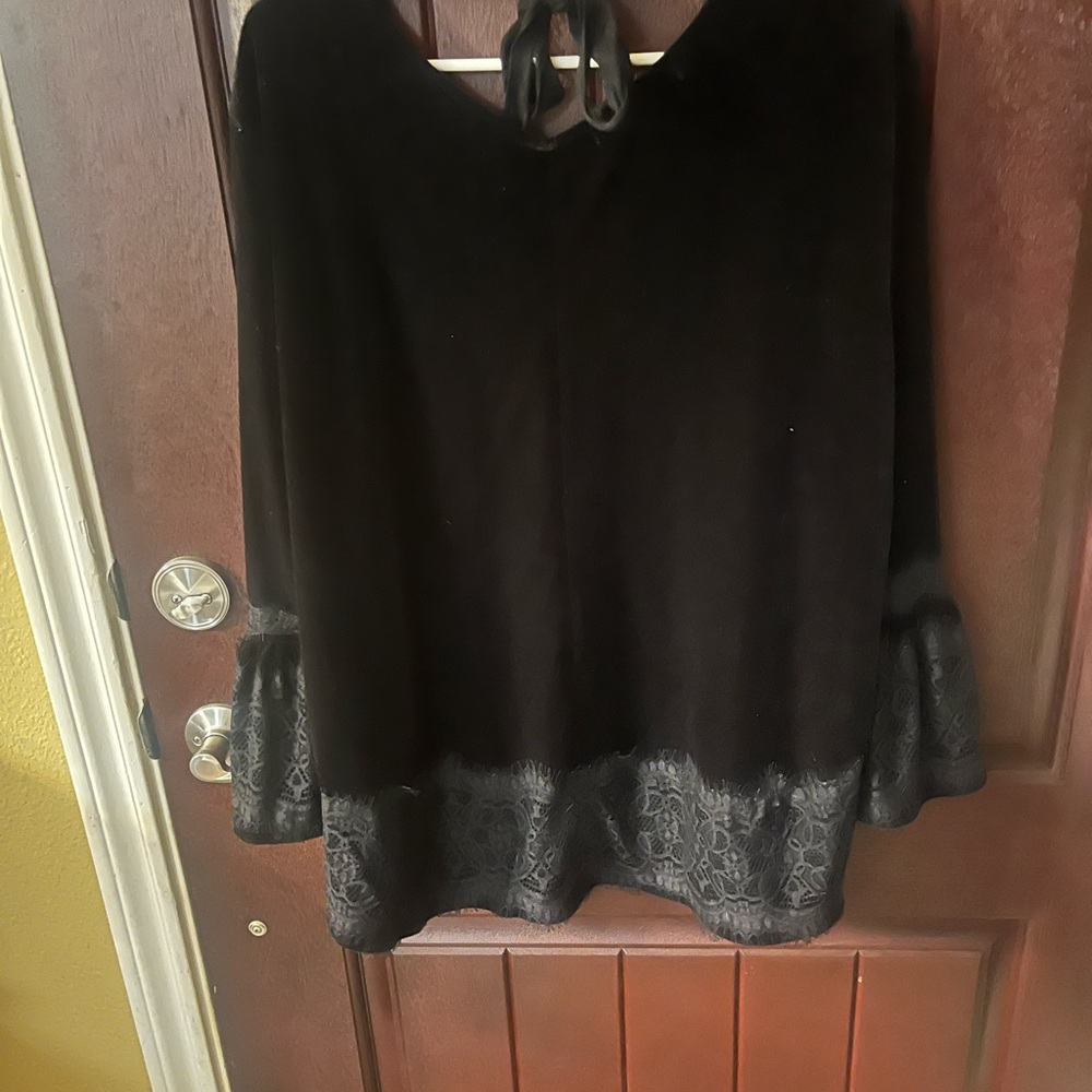 Worn for 1 hour Calessa black velvet top from dillards